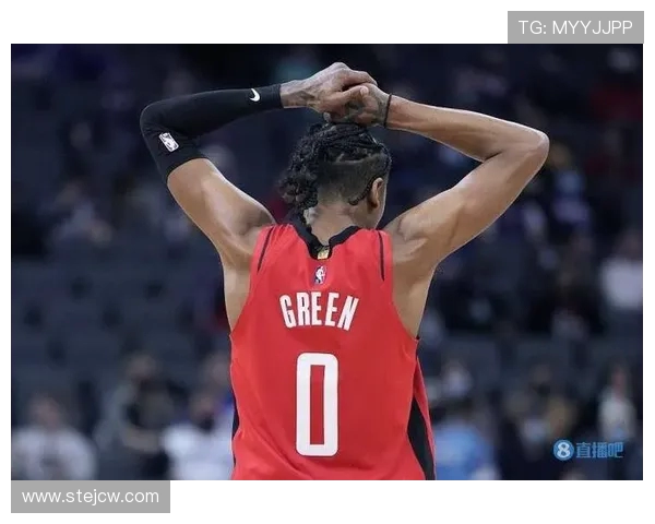 李金效半场登场13分钟高效6投3中砍下8分2板1助展现实力